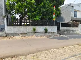 Rumah Tua Hitung tanah Jl Abdurahman, Cibubur Jakarta Timur