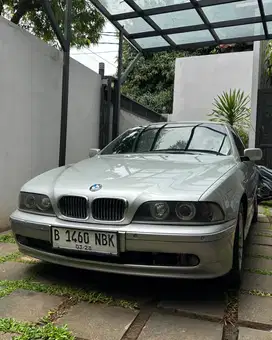 BMW E39 520i Double Glass - 2003 (Last Edition)
