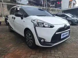 TDP Rendah Toyota Sienta 1.5 V Bensin-AT 2019 Putih CSRDB