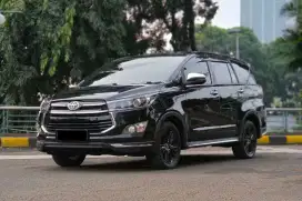 Toyota Innova Venturer 2.4 Diesel AT 2018 Terawat Siap Pakai