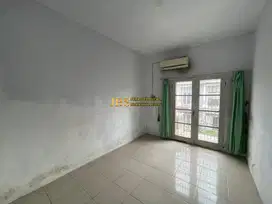 Dijual Rumah di Komplek Atria Residence Jalan Setia Budi - Medan