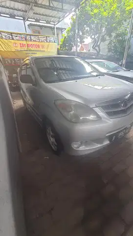 Xenia LI mt 2011 siap pake