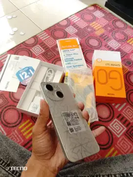 Tecno spark go 1 4/64gb titanium gold like new
