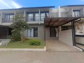 Dijual Rumah Mewah Modern Di  Exlusive Kota Baru Parahayangan Bandung
