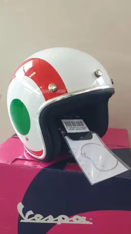 SALE helm Vespa matic Original NEW