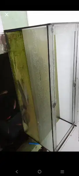 Jual aquarium sekaligus ikan