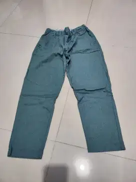 Celana anak giordano