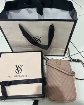 Victoria Secret Phone Crossbody
