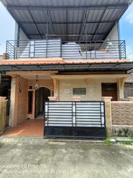 Di Jual rumah 2 lantai taman wisma asri 1 bekasi utara kota bekasi
