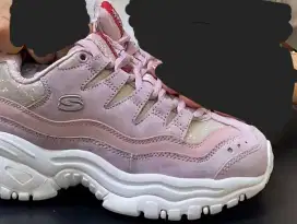 SEPATU SKECHERS ANAK PINK
