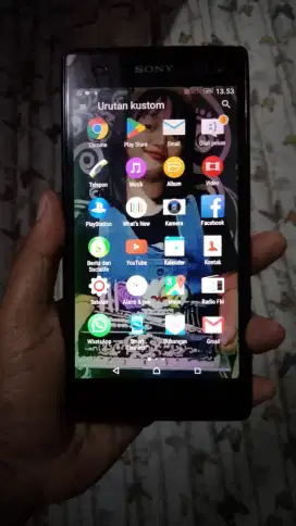 Jual cepat Sony eksperia ram 6Gb  cuma di pakai anak main game aja