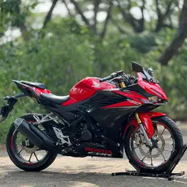 HONDA NEW CBR150R ABS MERAH HITAM 2023 KM 2K PAJAK ON SANGAT GRES