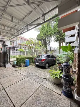 Rumah dijual di tubagus ismail sayap dago dkt cigadung