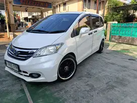 Honda Freed 2013 Bensin