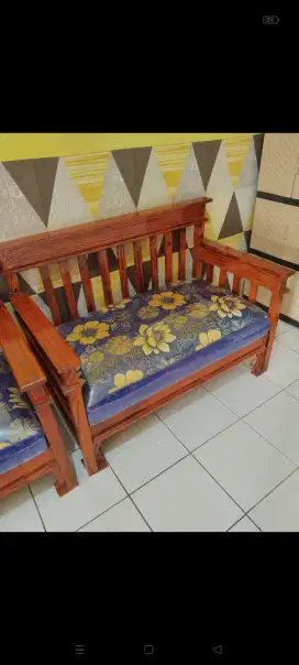 Jual kursi untuk di ruang tamu