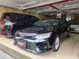 TOYOTA CAMRY 2.5 V 2017 BLACK / MODEL THN 2018 (BINTANG MOTOR)