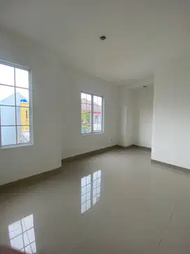 Dijual Rumah 2 Lantai Cluster Malibu Village Gading Serpong