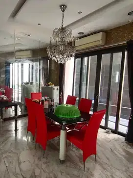 Rumah Townhouse Springhill Golf Residence Kemayoran