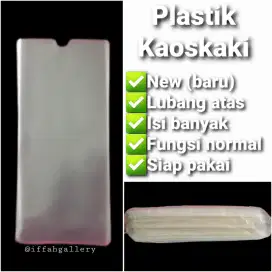 Plastik Kaoskaki Dua Pack Bolong Atas Siap Pakai