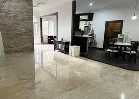 Disewa Rumah 2 Lantai San Diego Pakuwon City Surabaya