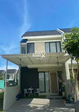 Rumah Modern 2 Lantai di North West Lake Citraland Surabaya Barat