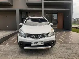Nissan Livina x-gear A/t 2014 MURAH