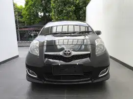 Yaris s limited