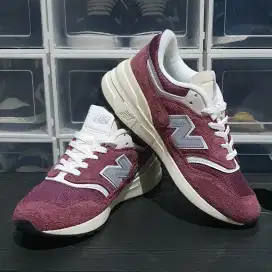 NB 997R size 40,5