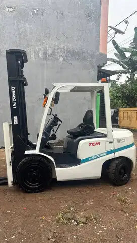 Forklift TCM 3 Ton,Tiang 4 Meter,Manual,Mesin Isuzu C240,Tahun 2018
