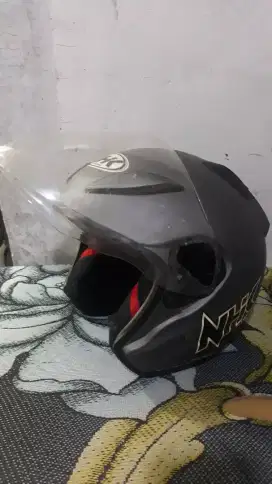 Helm NHK r6 size M