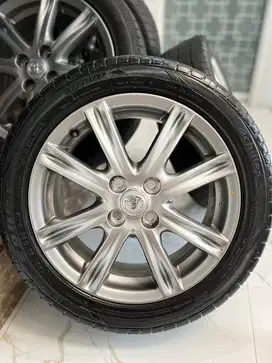 Velg dan ban toyota yaris ring 16 r16 velg mulus