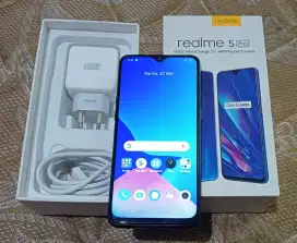 DIJUAL HP REALME 5 PRO 8/128