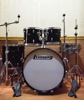 Drum LUDWIG ukuran standar