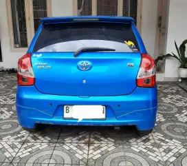 Toyota Etios Valco G 2014