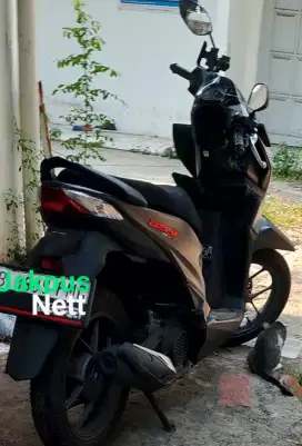 Dijual beat 2023 type deluxe  nett