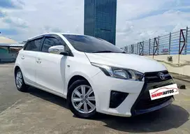 Toyota Yaris E Tahun 2016 Automatic Putih Metalik