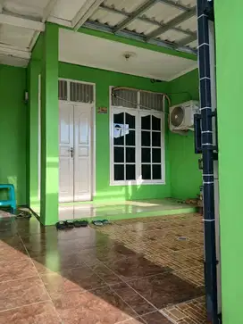VOR0124 - Rumah, Dekat Green Lake, Cipondoh