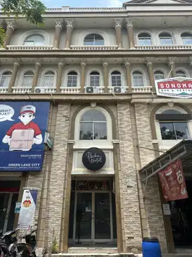 DIJUAL RUKO SENTRA NIAGA GREENLAKE HADAP JALAN RAYA