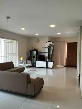 Dijual Rumah 2 lantai bagus siap huni terawat di Sukahaji Permai