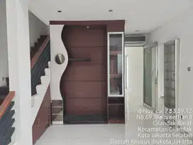 Di jual 1 bidang tanah dengan total luas 164 m2 berikut bangunan