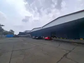 Disewakan Gudang Strategis Siap Pakai di Delta Silicon, Bekasi.