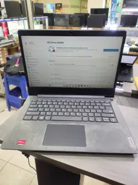 LENOVO IDEAPAD SLIM 3 14ARE RYZEN 3-4300 8GB/256GB/WIN 11/SECOND