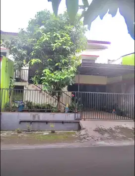 RUMAH BAGUS DI JL WOLOGITO BARAT KEMBANGARUM  SEMARANG BARAT