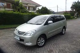 Innova Tipe G Disel 2.4 Manual silver 2010#TDP 50JT#Surabaya#Toyota