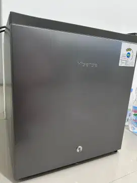 DIJUAL KULKAS HISENSE