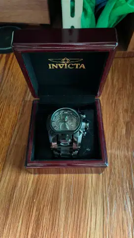 Jam INVICTA Original kondisi BNOB(brand new out box)