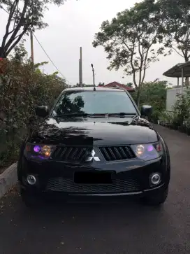 Pajero Exceed AT 2011