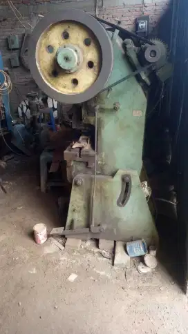 Mesin pon 10 ton
