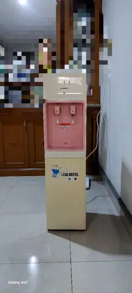 Dispenser Sharp Kompresor