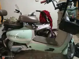 Sepeda listrik jarang di pakai masih mulus batre normal